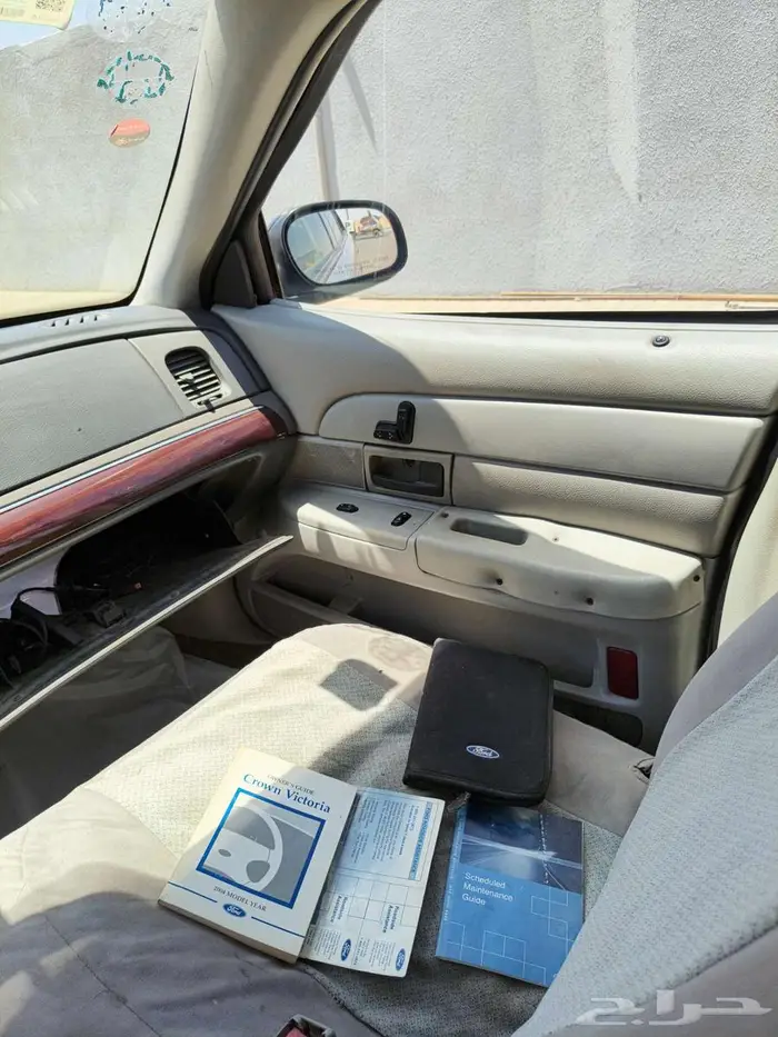 للبيع فورد كراون فكتوريا 2004 8