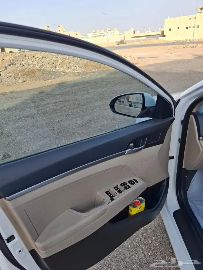 هيونداي النترا 2019 بحالة ممتازه نظيفه البيع لظروف السفر 11