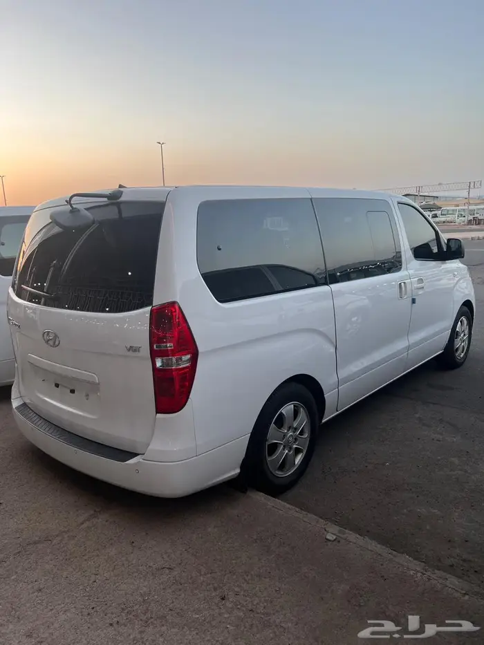 متوفر عدد 4 باصات اتش ون ديزل 2021 11