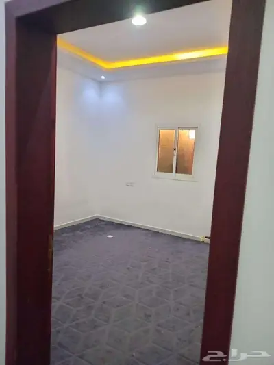 لايجار شقق عزاب بالمروج مفروش غرفين وصاله ومطبخ وغرفة وصاله 4