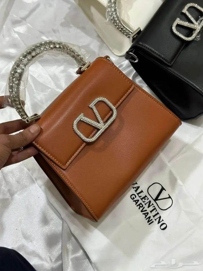 أربع شنط أنيقة ماركة فالنتينو شنطات صغيرة فلانتينو VALENTINO 4