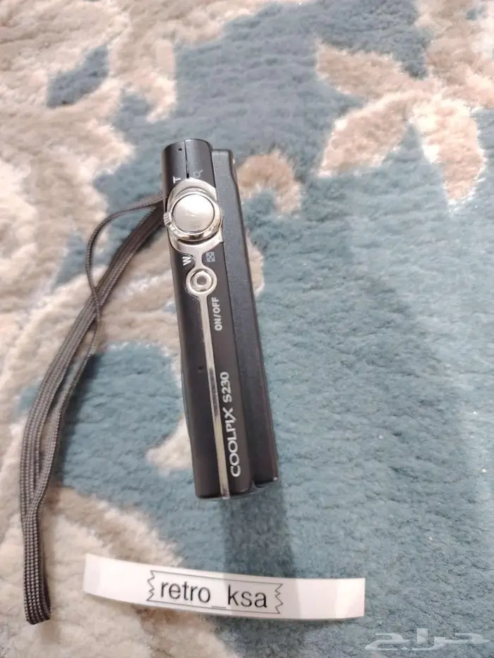 كاميرا ديجيتال نيكون و سامسونج 10