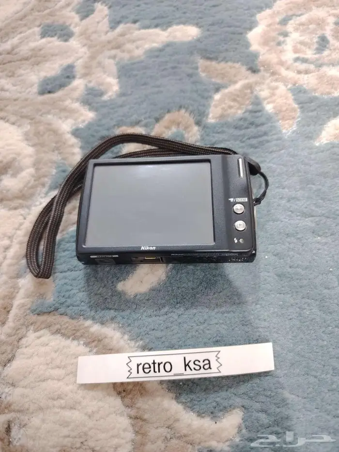 كاميرا ديجيتال نيكون و سامسونج 7