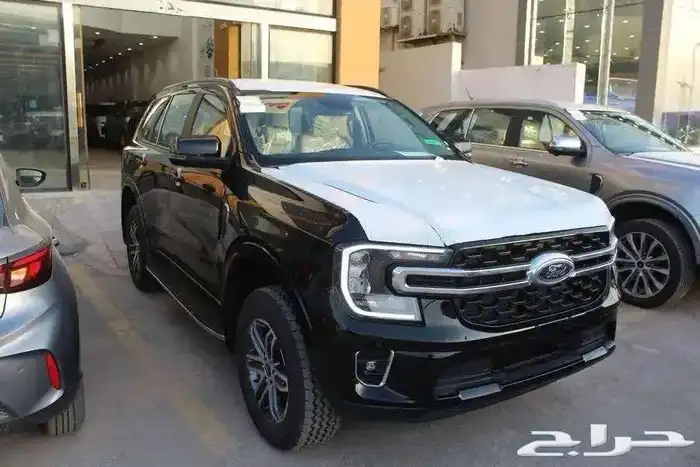 فورد ايفرست XLT نص فل بنزين 2025 1