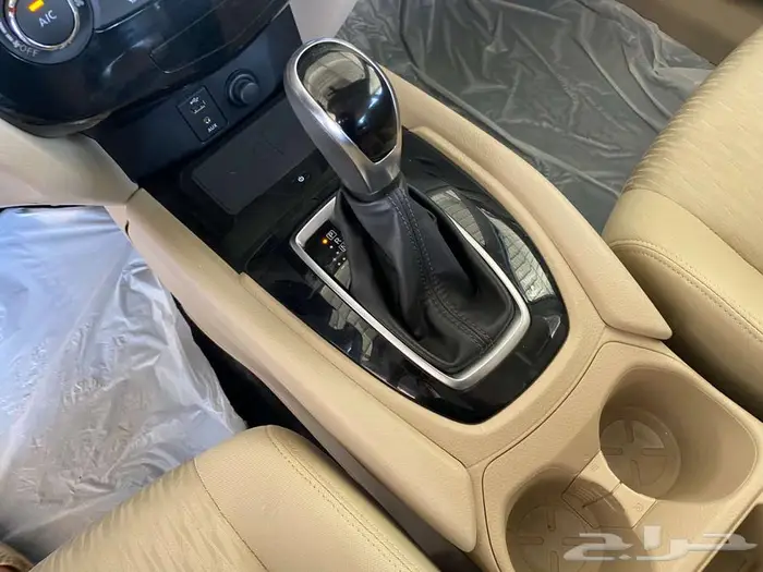 نيسان اكس تريل موديل 2021 8