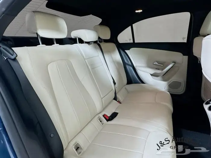 2022 Mercedes-Benz A 220 4MATIC 3