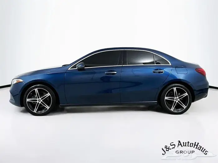 2022 Mercedes-Benz A 220 4MATIC 25