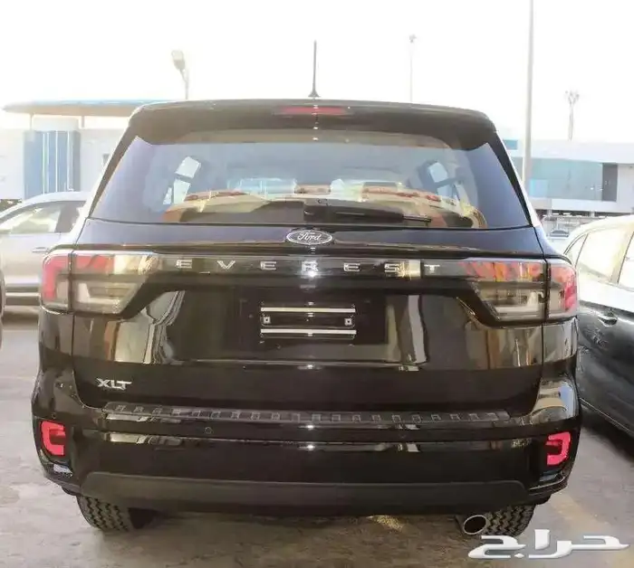 فورد ايفرست XLT نص فل بنزين 2025 7