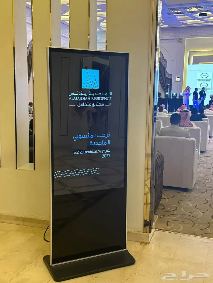 شاشات 10