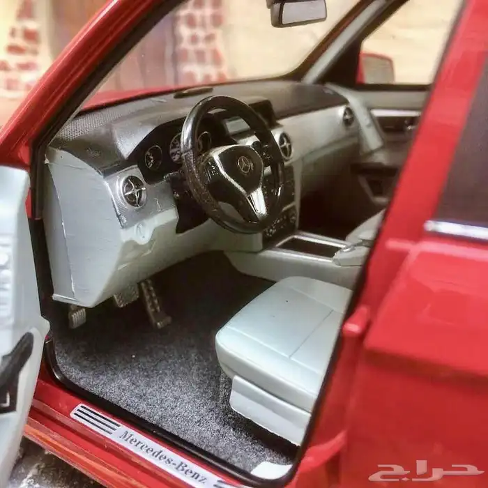 مجسم سيارة مرسيدس جيب GLK 7