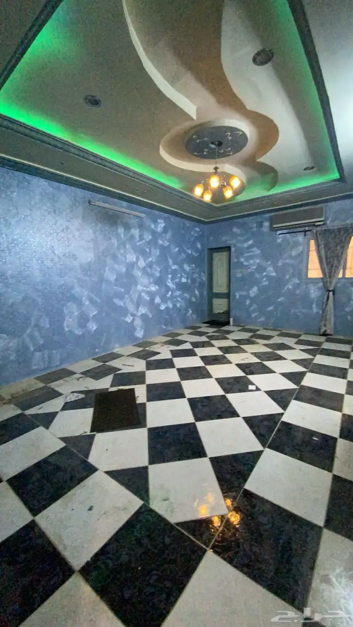 فرصه للبيع عماره في حي الخالديه 880 5