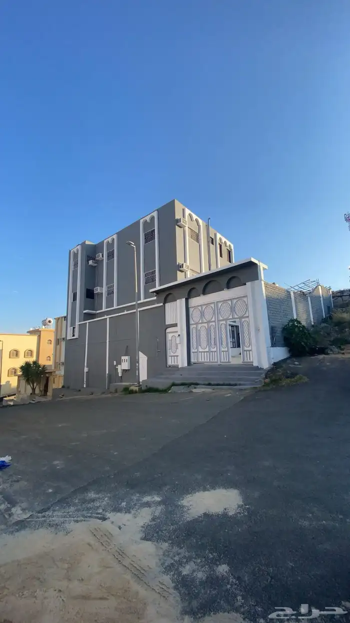 فرصه للبيع عماره في حي الخالديه 880 1
