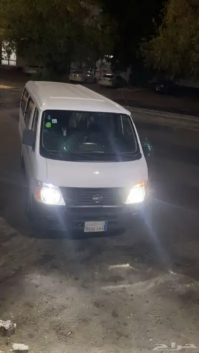 نيسان اورفان ديزل 2009 10