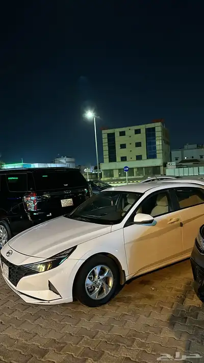 يوجد لدينا مكتب تأجير سيارات ب أسعار منافسه وحصريه 14