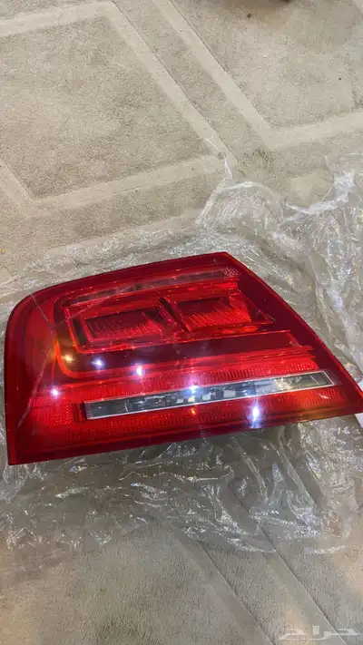 سطب اودي A8 يسار اصلي 0
