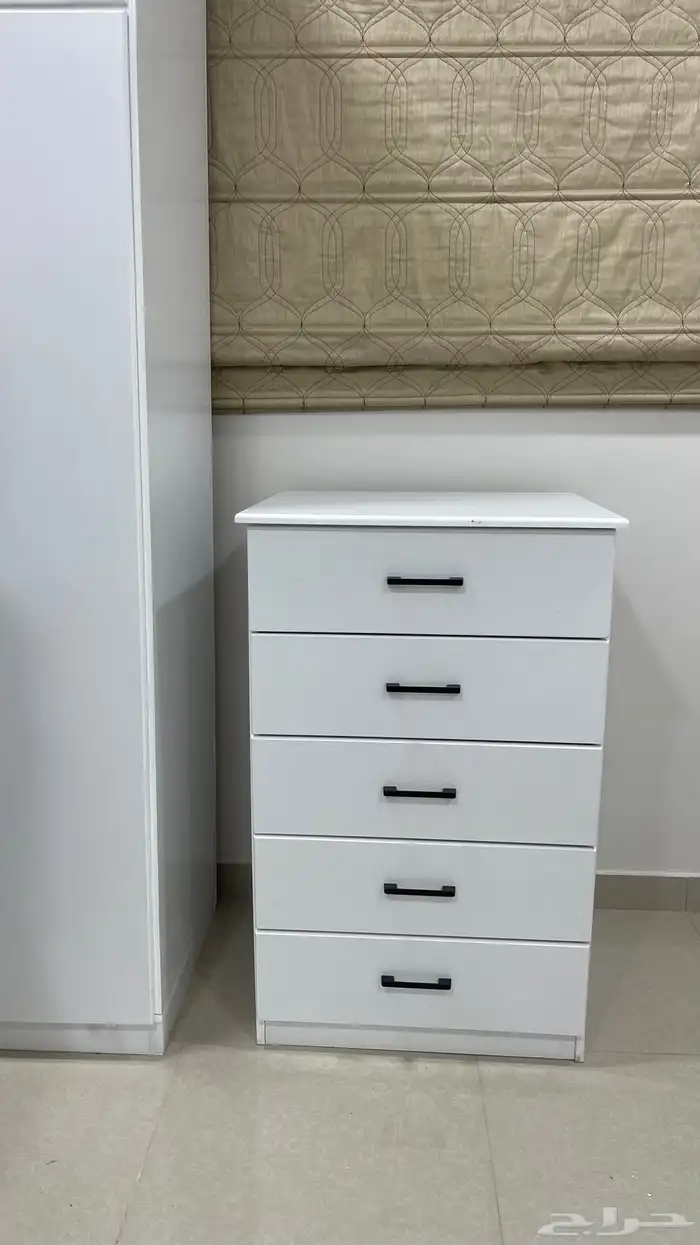 غرفة نوم كاملة مع مخازن استخدام اسبوعين 3