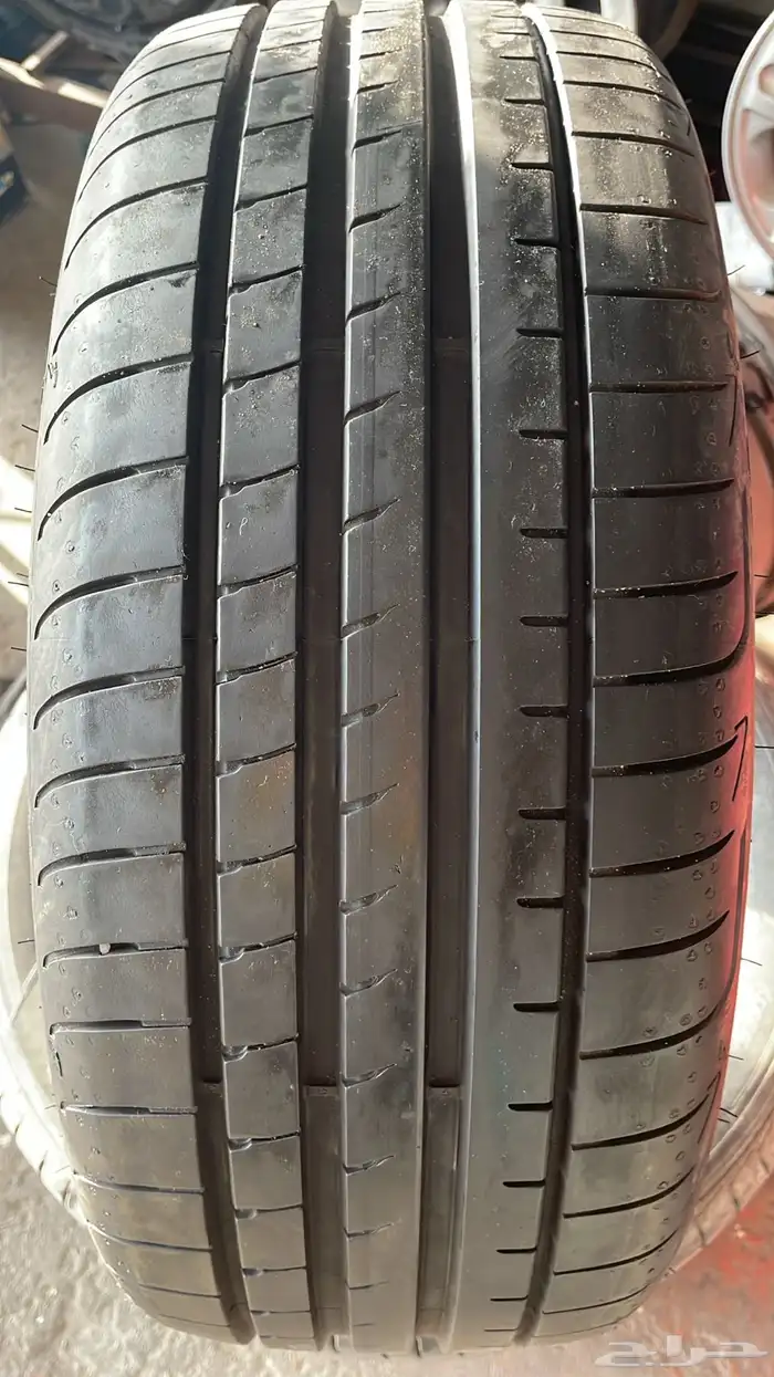 205 40 18 طقم كفرات جودير 1