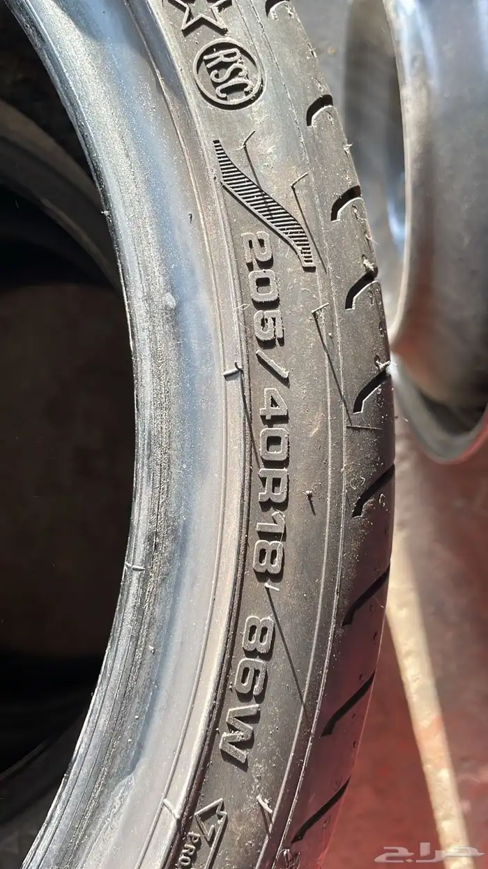 205 40 18 طقم كفرات جودير 0