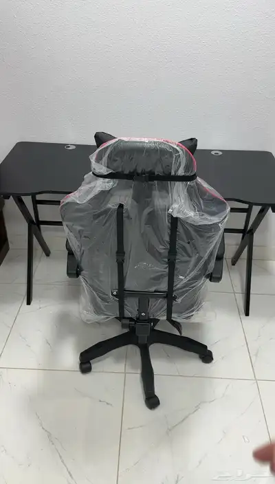 طاولة و كراسي قيمنق تم البيع 0