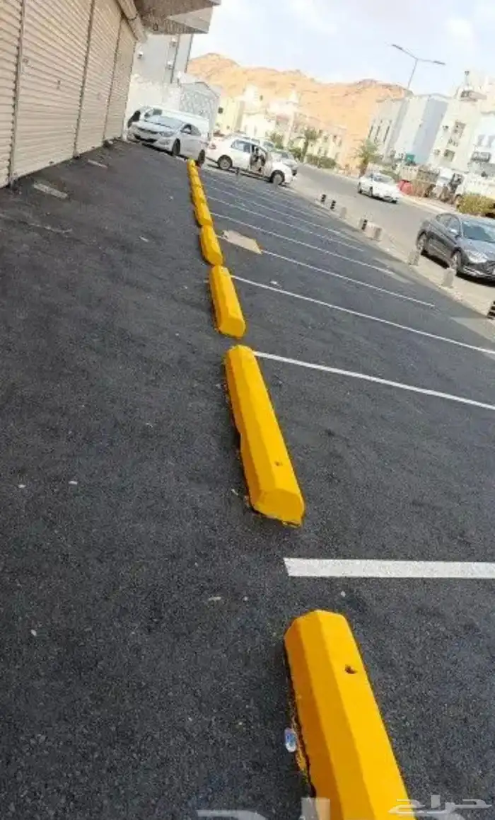 اسفلت جديد اسفلت مقشور وقشط وفرد وتتفيذ قشاطه كبيره بالمتر 10
