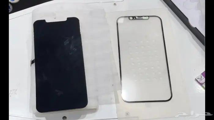 ايفون تشليح و تجديد شاشات 3