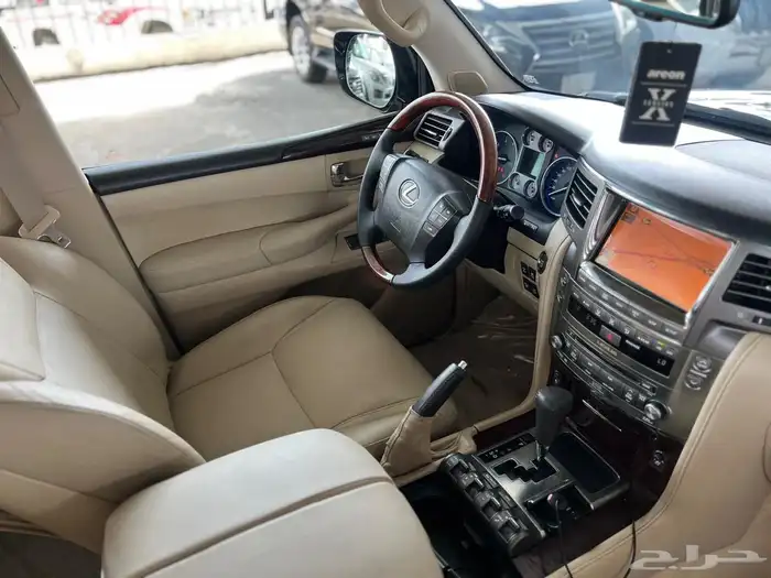 سعودي وكاله 2011 Lexus 15