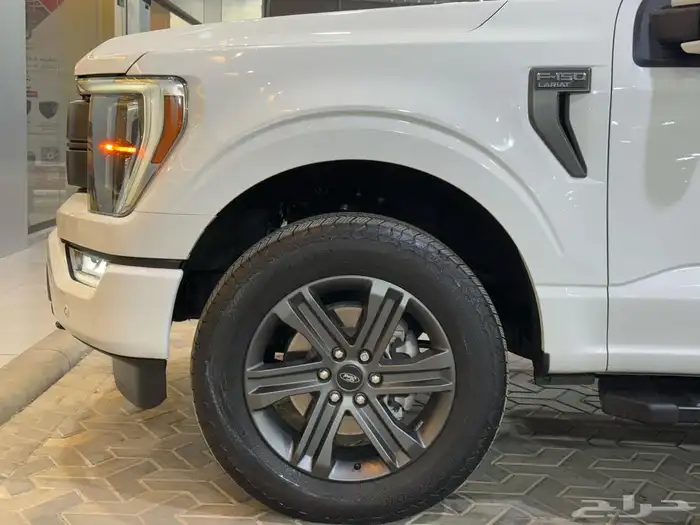 فورد - F150 - 2023 - لاريت - ممشى قليل ( بحالة الوكالة ) 22