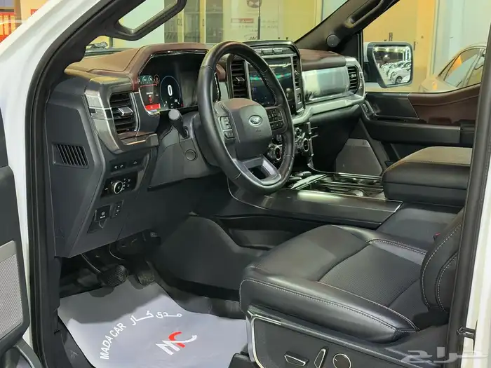 فورد - F150 - 2023 - لاريت - ممشى قليل ( بحالة الوكالة ) 3