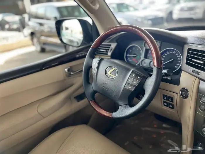 سعودي وكاله 2011 Lexus 14