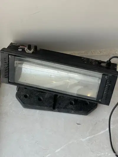 ليزر متحرك وليزر ثابت للبيع شبه جديده 4