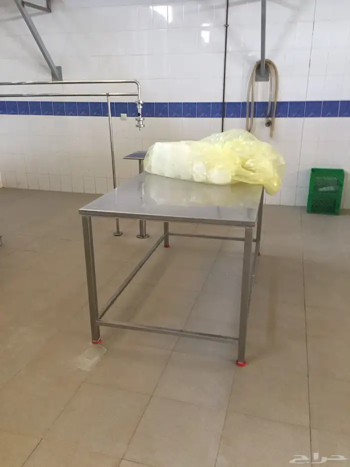 خط انتاج ألبان ايطالي مزود بمحلب آلي مميز 10