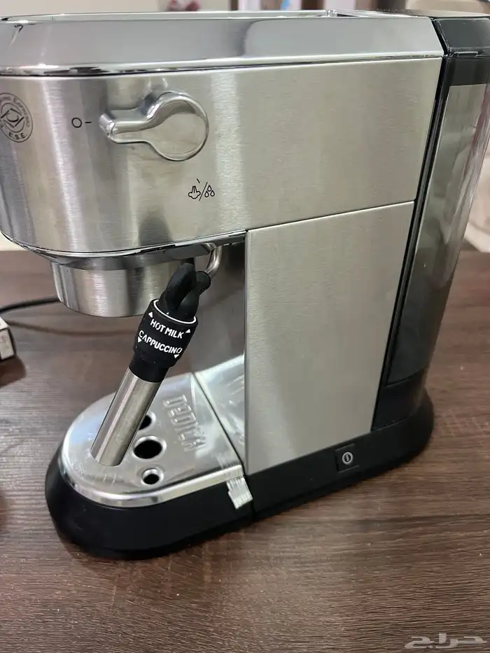 مكينة تحضير قهوة نوع Delonghi (DEDICA ) 3