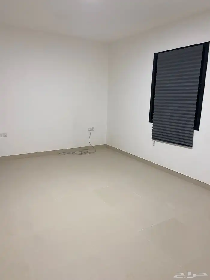 فيلا للإيجار بحي سدرة 4