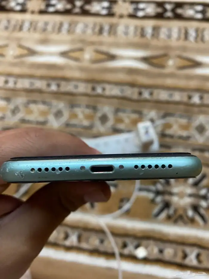آيفون 11 غير مفكوك 0