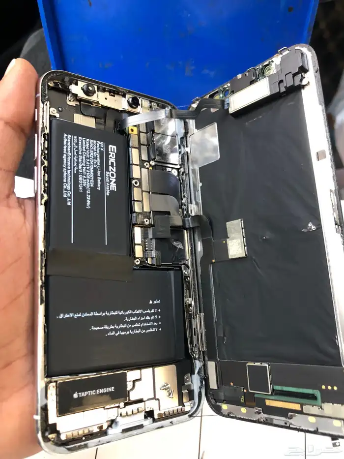 ايفون تشليح و تجديد شاشات 2