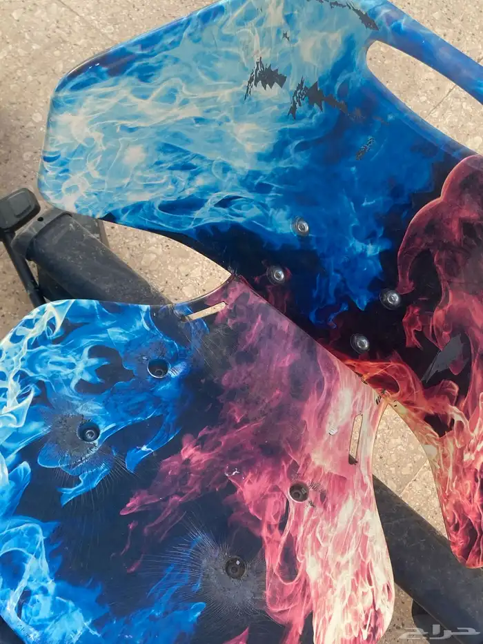 السكوتر 600 والعربة 100 سرير للأطفال 150 وسيكل 100 5