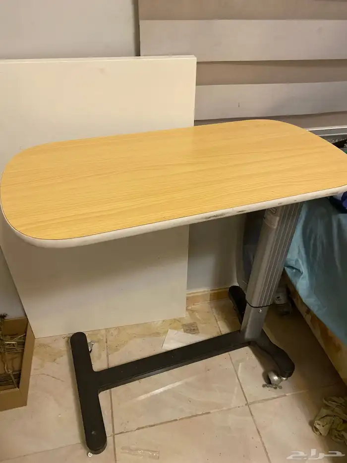 طاوله طبيه   برواز 1