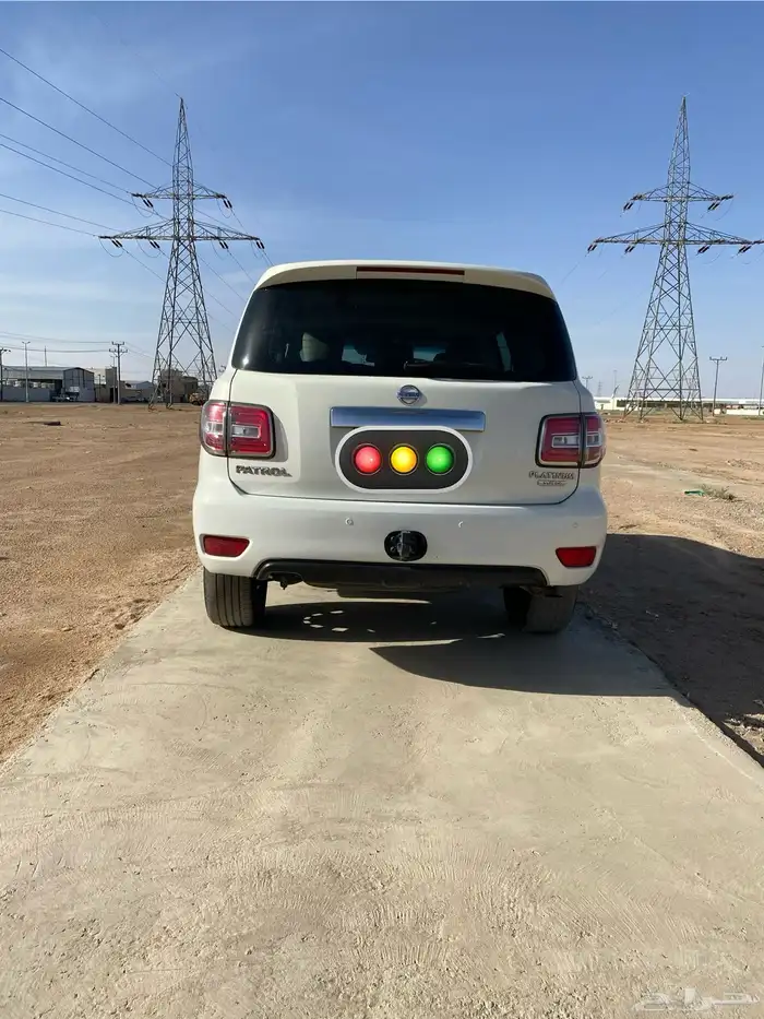 نيسان باترول 2010 11