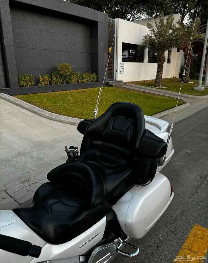 هوندا قولد وينق مخزن 2008 (تم البيع) 3