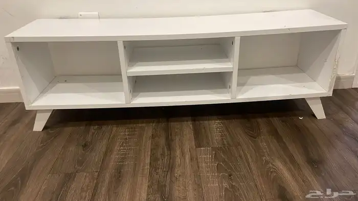 طاولة للتلفزيون 0