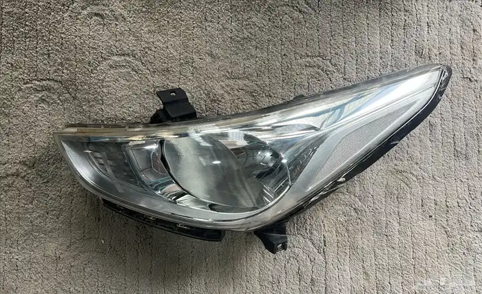 شمعه اكسنت يسار 2018-2020 0