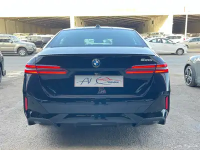 BMW 520 M KIT 2025 مع تظليل مجاني 13