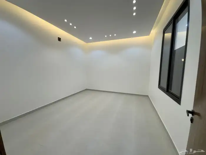 فيلا سكنية دور وثلاث شقق 9