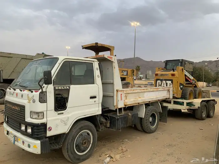 قلاب ديهاتسو ديزل وبوبكات وعربيه قلص للأيجار او البيع كامله 1