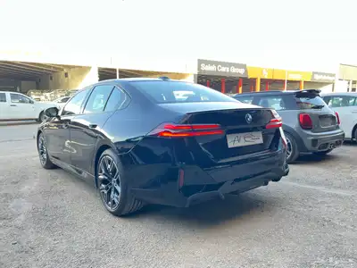BMW 520 M KIT 2025 مع تظليل مجاني 11