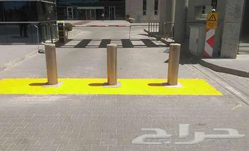 مصد عمودى هيدروليك ارضى لحماية مداخل المنشآت العامه 2