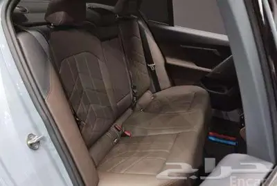 520i 2024 BMW 16