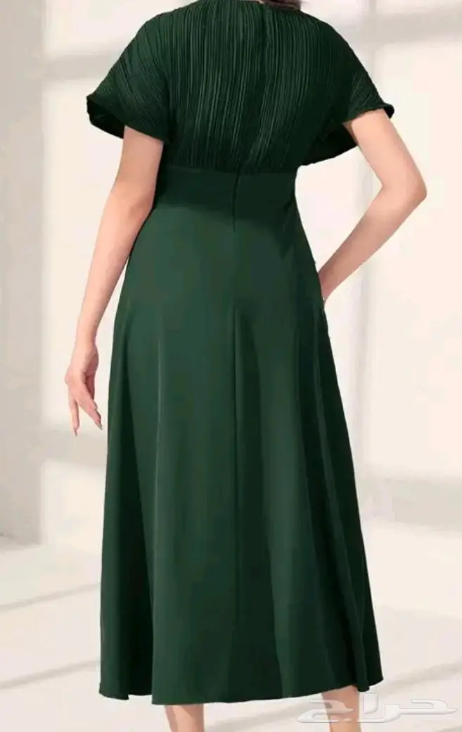 ب50 ريال 2 فستان أخضر مشجر وسادة 1