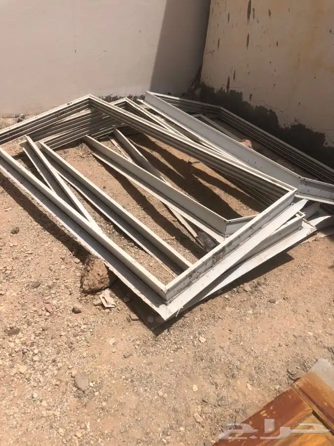 شبابيك اخوات الجدد مع حلوقهن 0