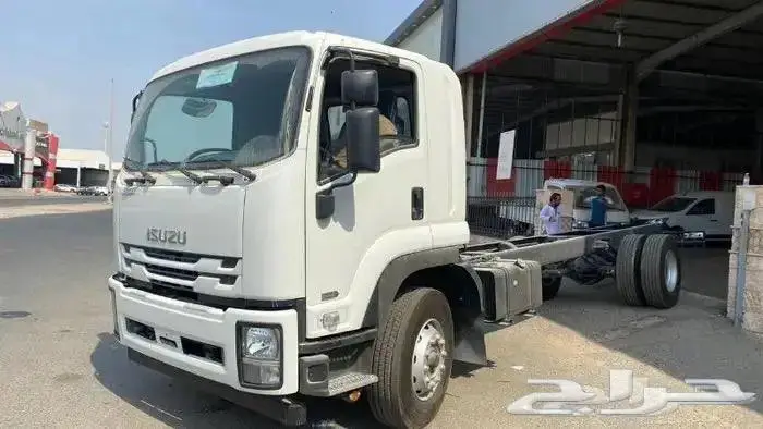 دينه ايسوزو 13 طن وزن اجمالي 18 طن شاسية طويل 7.18م 0